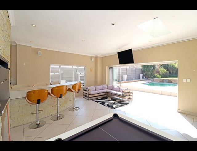 3 BEDROOM HOUSE FOR SALE IN EASTLEIGH RIDGE